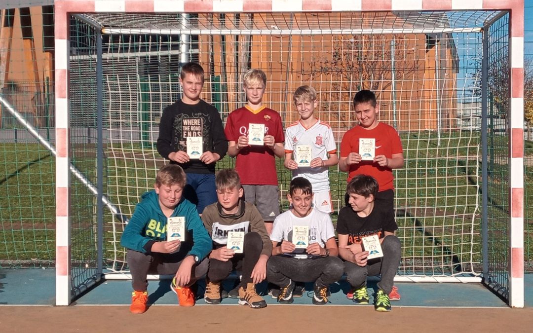 MEDRAZREDNO TEKMOVANJE V FUTSALU (OŠ CERKVENJAK)